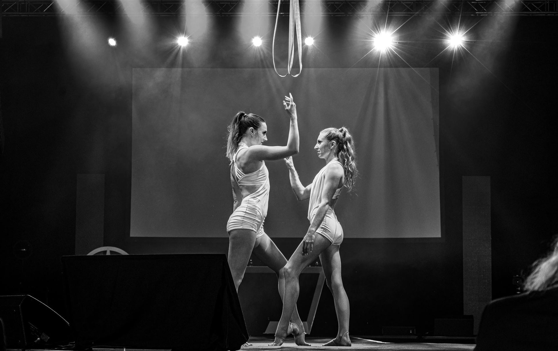 MonaLaura_2024_11_23_Duesseldorf_umotions_Strapaten3