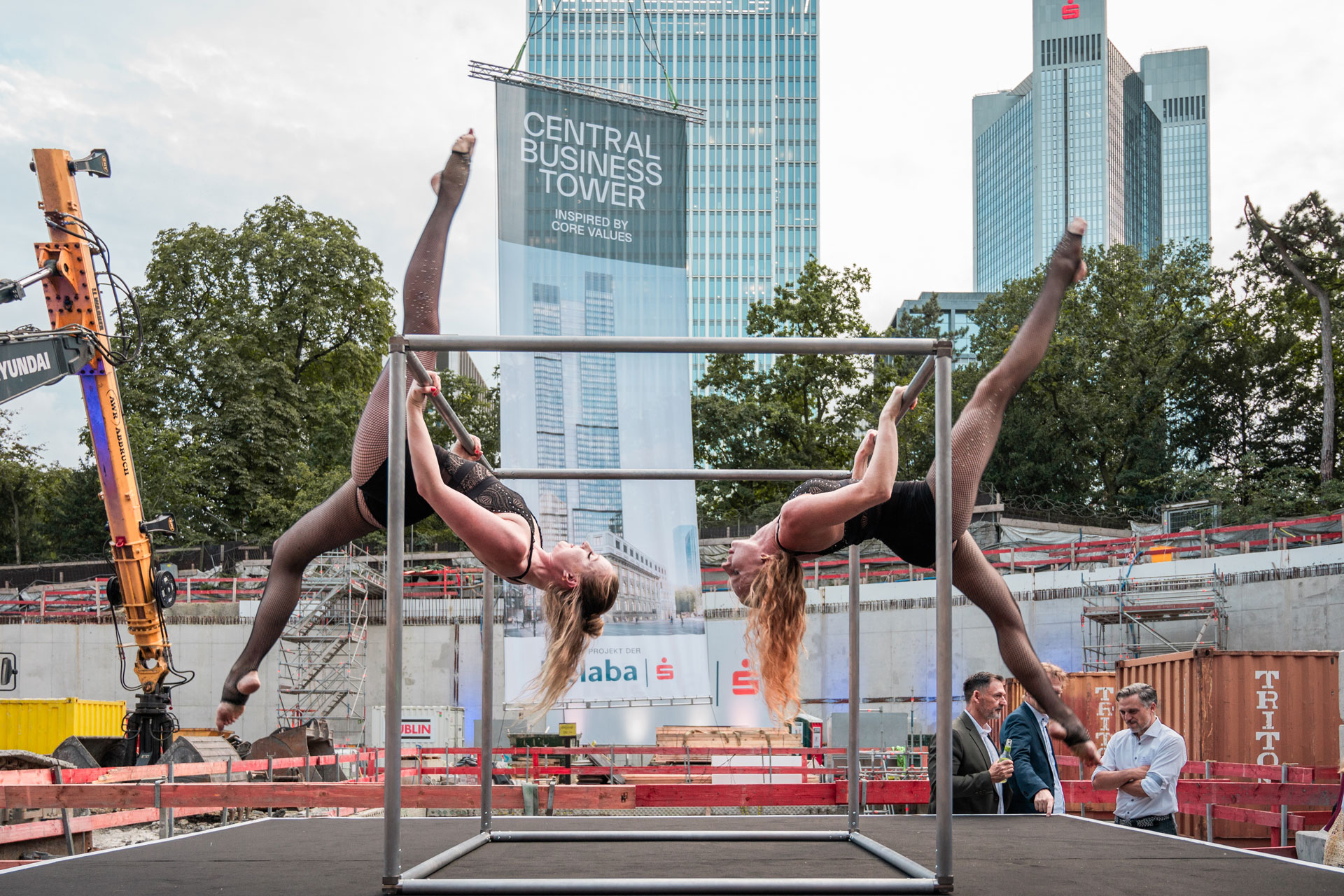 MonaLaura_04_09_2024_Frankfurt_Claudia_Simchen_Cube2